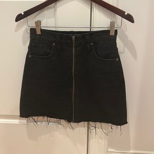 Madewell Rigid Denim A-Line Denim skirt in Lunar Wash. Size 24.